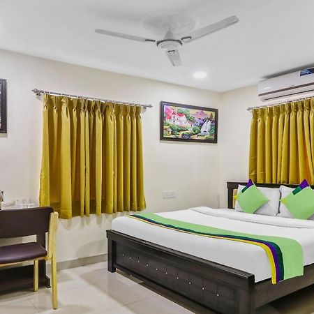 Treebo Trend Hotel Royal Galaxy Kukatpally JNTU Hyderabad Bagian luar foto